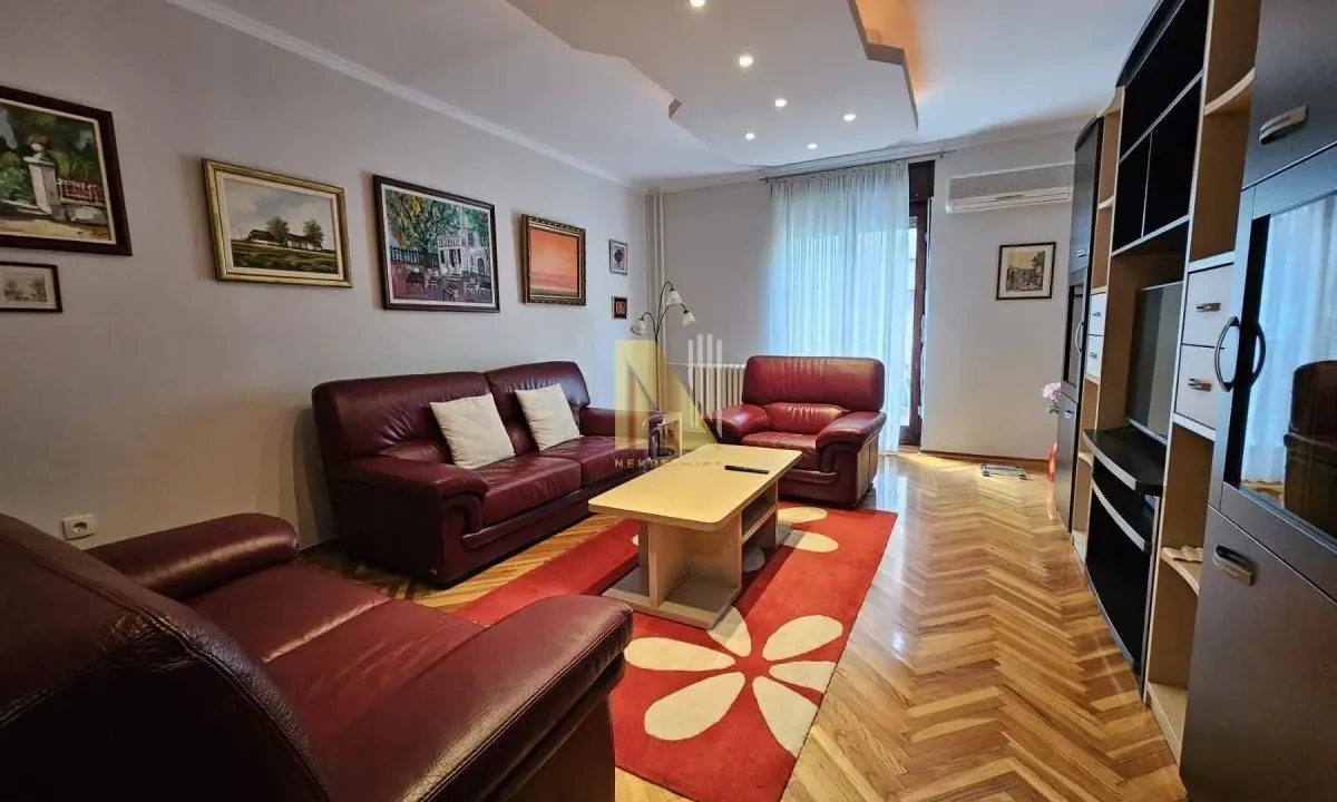 Rent, office space, 89m², Centar, Novi Sad