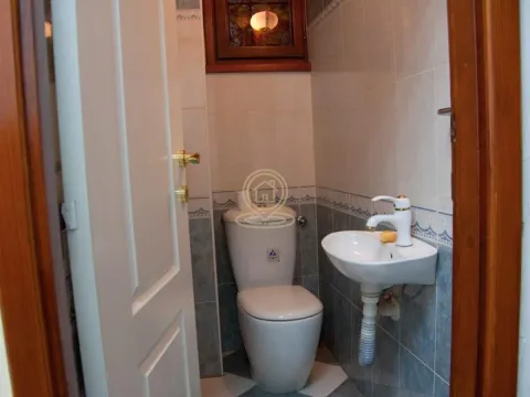Rent, three bedroom apartment, 80m², Vračar Sve Podlokacije, Beograd - image 6