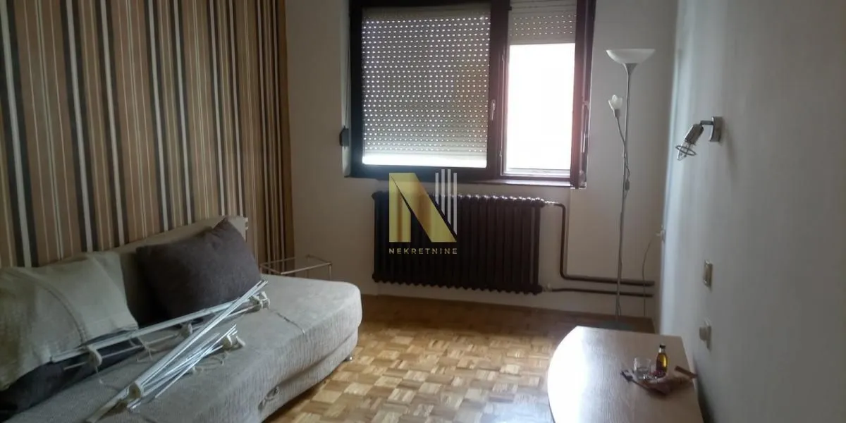 Prodaja, kuća, 366m², Sajmište, Novi Sad