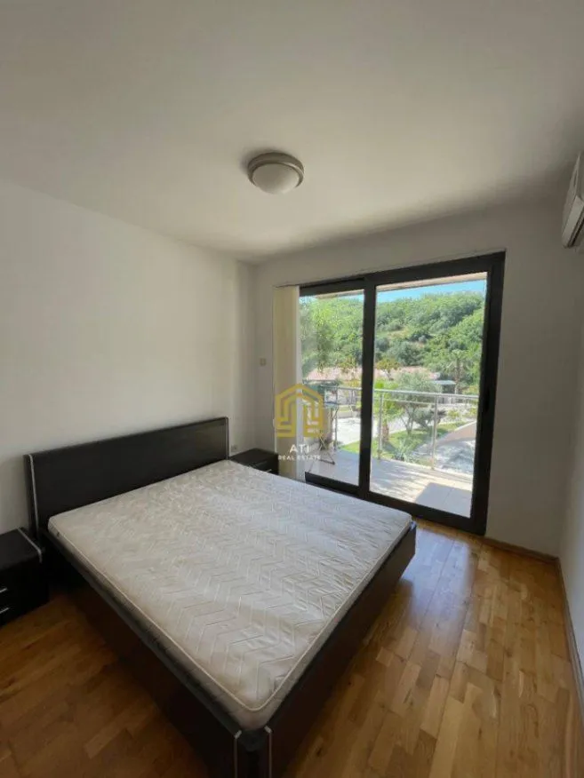 Prodaja, dvosoban stan, 75m², Pržno, Budva