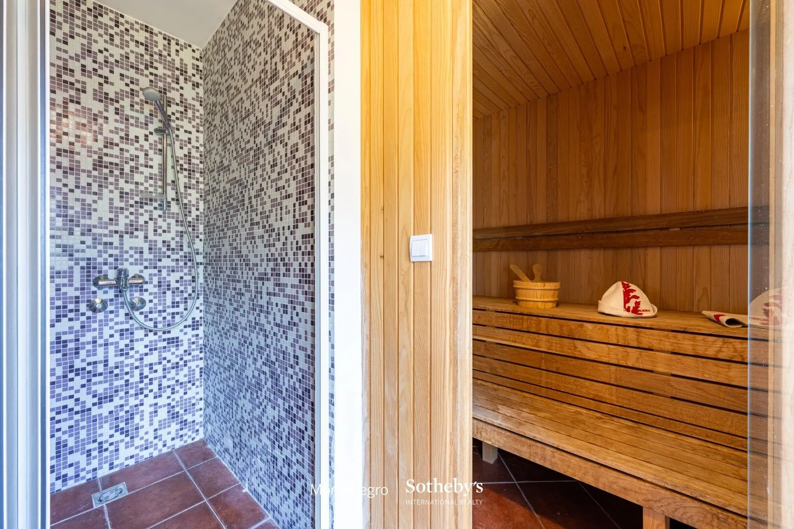 Sale, house, 235m², Kostanjica, Kotor