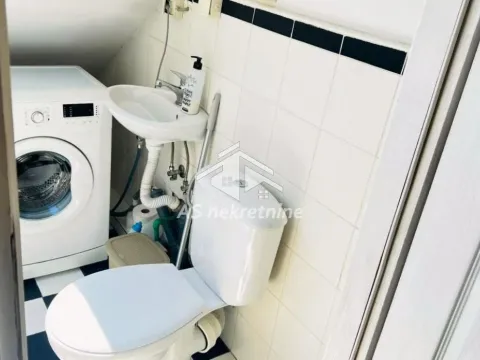 Izdavanje, dvosoban stan, 66m², Slavija, Vračar Sve Podlokacije - image 14