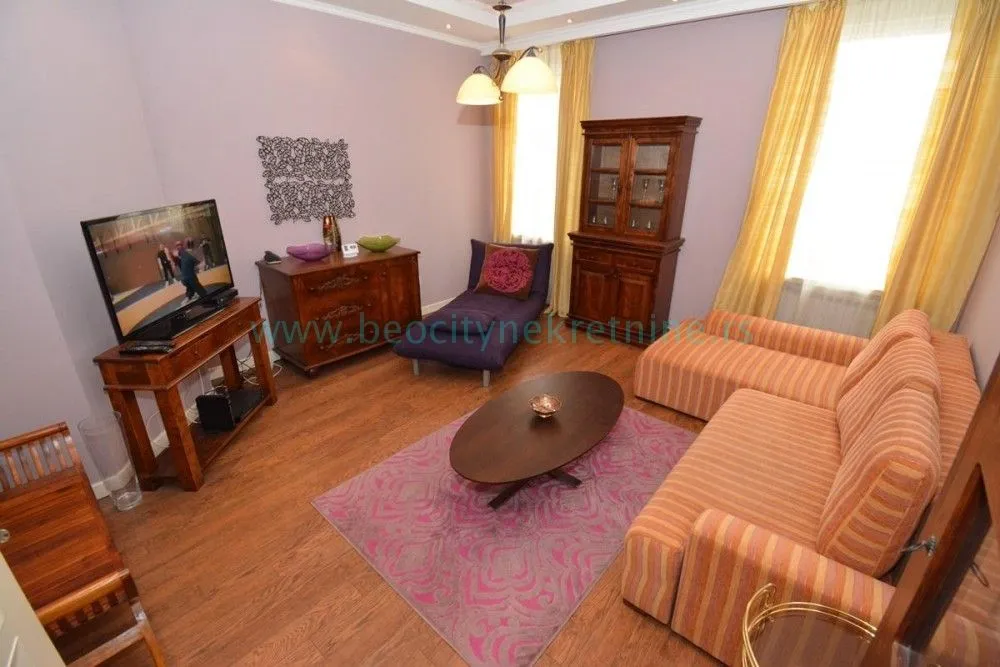 Sale, apartment, 70m², Centar Sve Podlokacije, Beograd