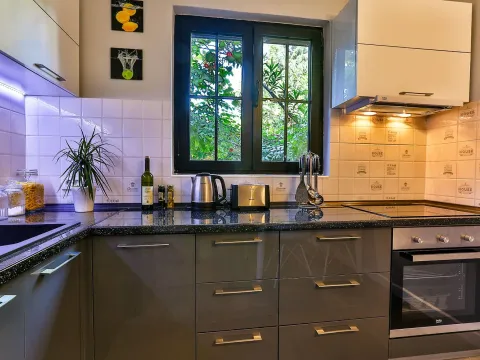Sale, house, 190m², Sutomore, Bar - image 3