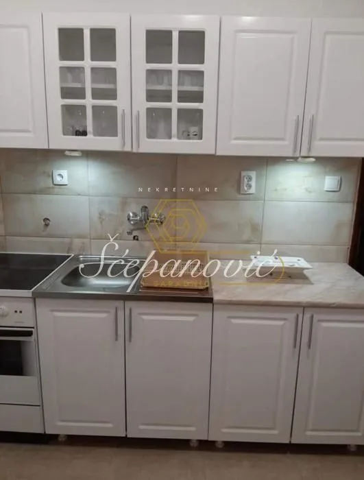 Prodaja, trosoban stan, 57m², Detelinara, Novi Sad Sve Podlokacije