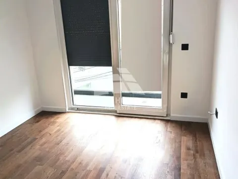 Prodaja, trosoban stan, 76m², Vojvode Vlahovica, Beograd - image 7