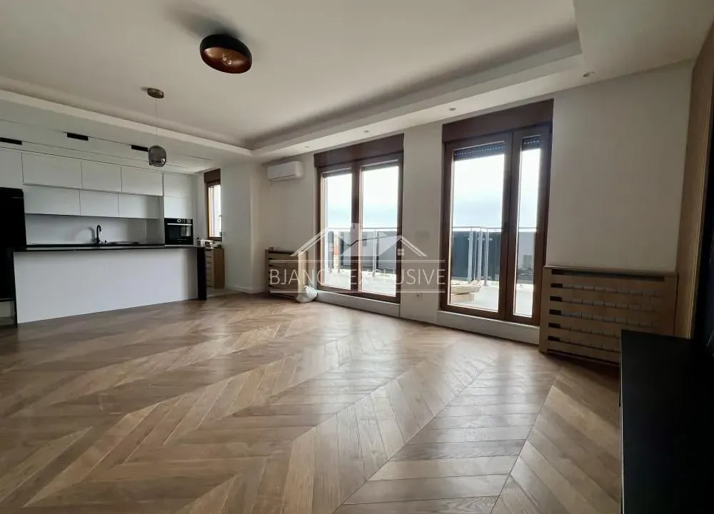 Sale, four bedroom apartment, 122m², Bulbulder, Zvezdara Sve Podlokacije