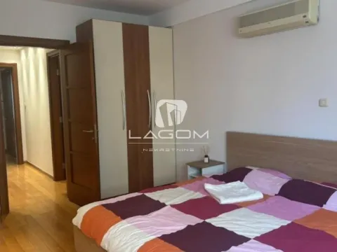 Rent, four bedroom apartment, 156m², Vračar Centar, Vračar Sve Podlokacije - image 11