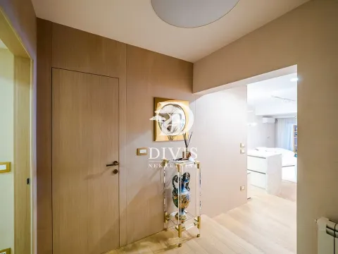 Prodaja, četvorosoban stan, 153m², Savski Venac, Beograd - image 20