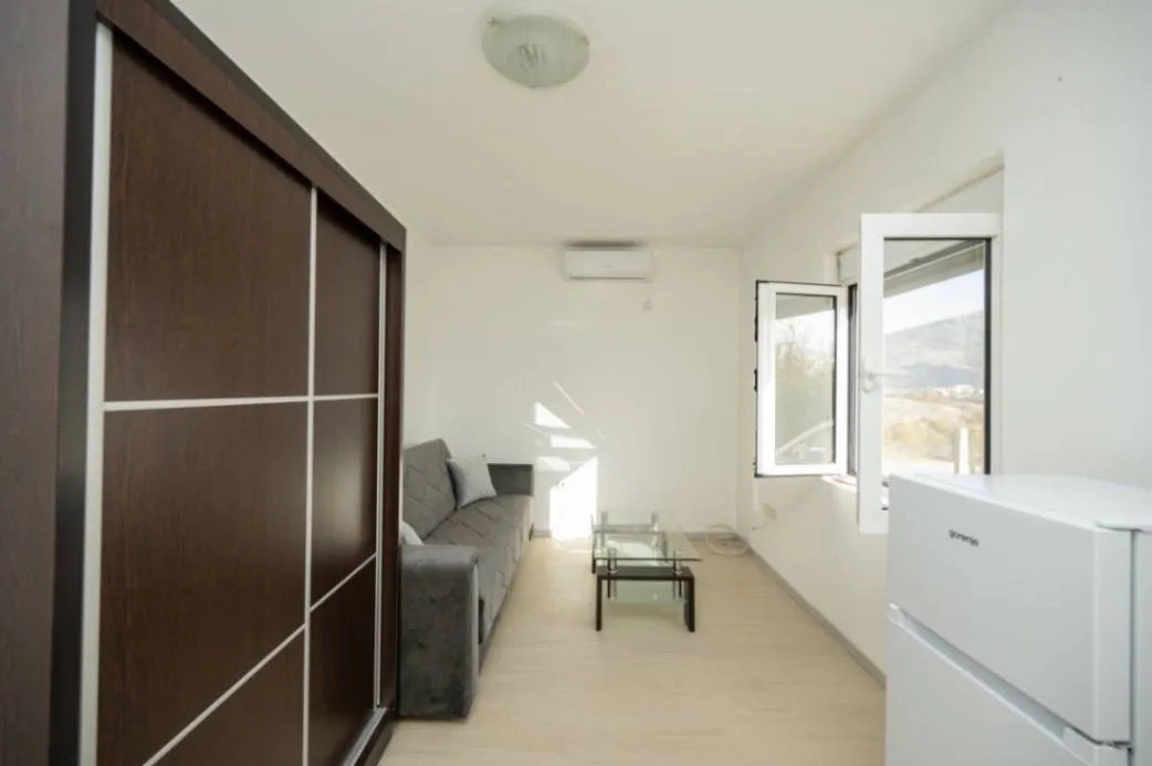Prodaja, kuća, 198m², Zagorič, Podgorica