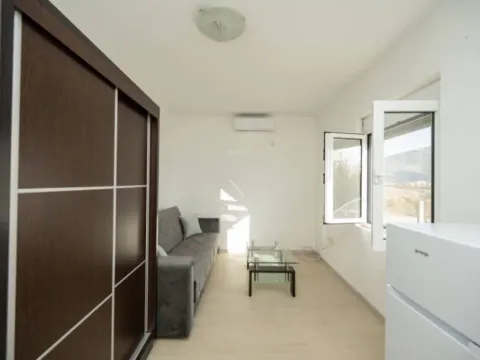 Sale, house, 198m², Zagorič, Podgorica - image 7