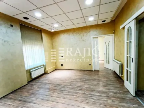 Rent, office space, 82m², Botanička Bašta, Palilula Sve Podlokacije - image 5