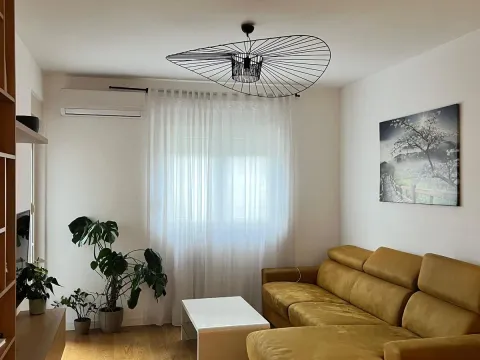 Sale, one bedroom apartment, 47m², Centar, Bar - image 1