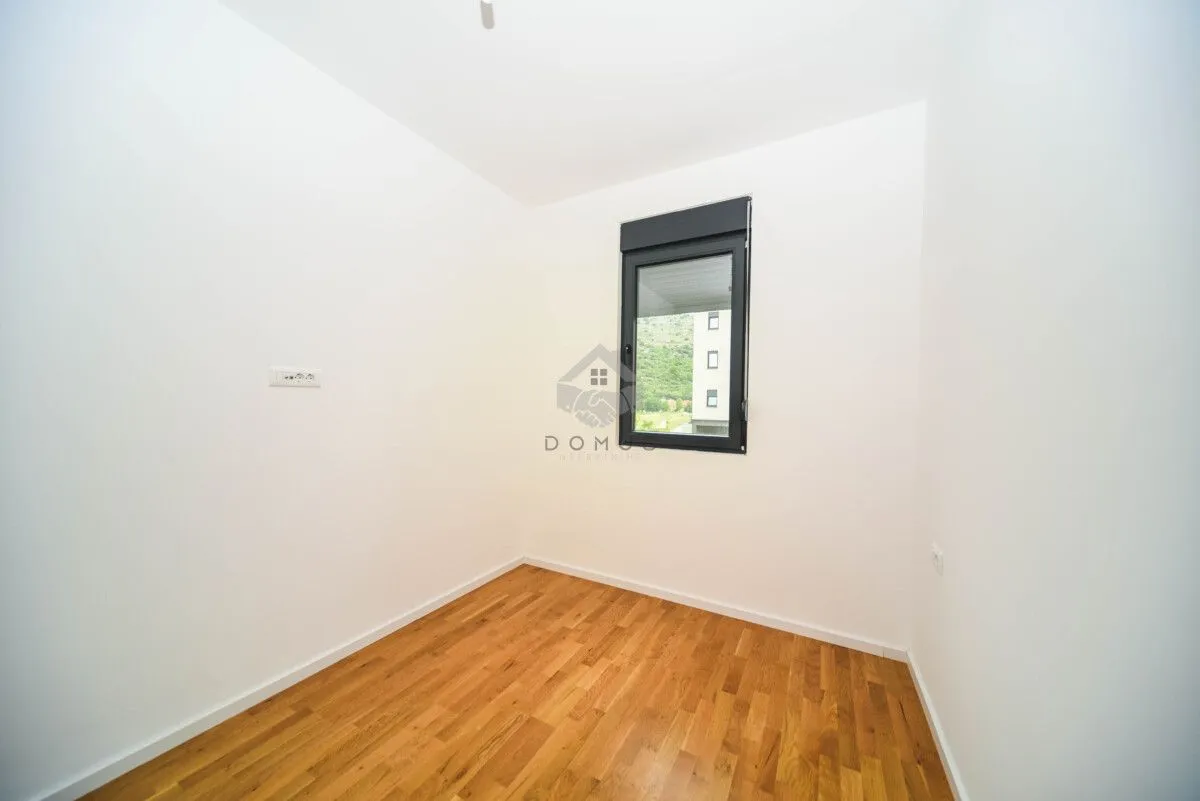 Prodaja, dvosoban stan, 64m², Tološi, Podgorica