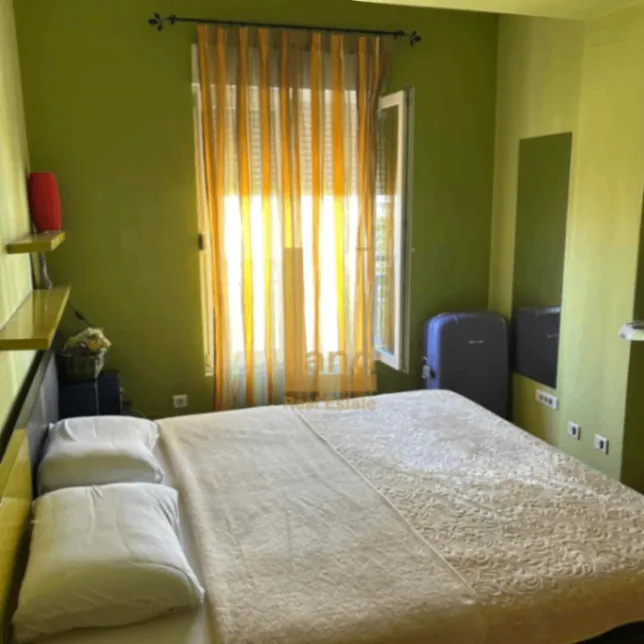 Prodaja, trosoban stan, 93m², Blok 9, Podgorica