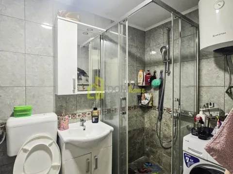 Sale, two bedroom apartment, 68m², Stari Aerodrom, Podgorica - image 10
