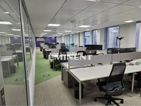 Izdavanje, poslovni prostor, 299m², Stari Grad, Beograd - image 2