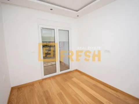 Izdavanje, jednosoban stan, 48m², City Kvart, Podgorica - image 10
