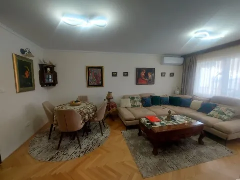 Sale, two bedroom apartment, 70m², Centar, Nikšić - image 2