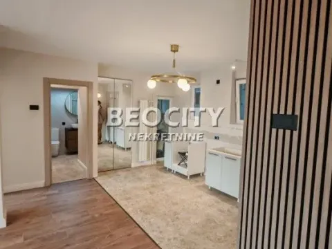 Sale, apartment, 58m², Stari Merkator, Novi Beograd Sve Podlokacije