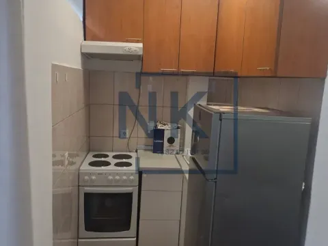 Izdavanje, jednosoban stan, 38m², Centar, Podgorica - image 4
