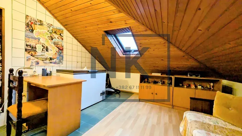 Prodaja, četvorosoban stan, 140m², Centar, Podgorica