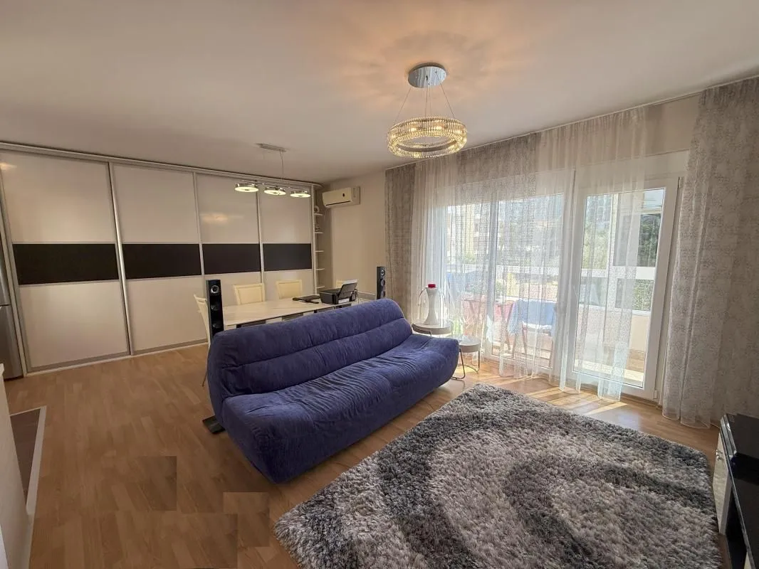 Sale, two bedroom apartment, 69m², Bečići, Budva