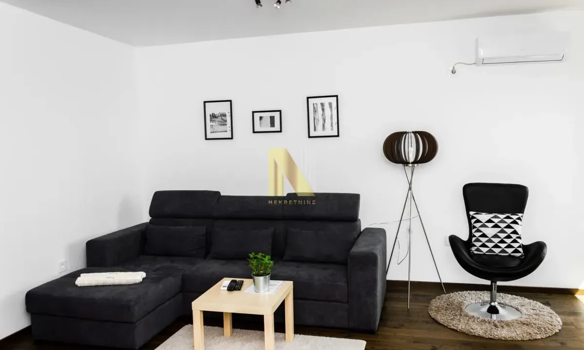 Izdavanje, garsonjera, 31m², Bulevar Evrope, Novi Sad Sve Podlokacije