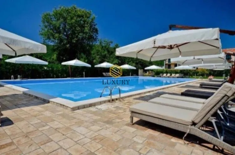 Sale, apartment, 176m², Lastva Grbaljska, Kotor