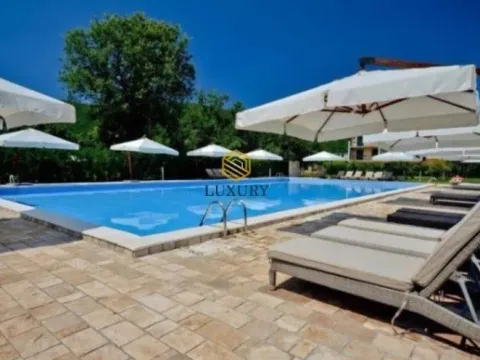 Prodaja, stan, 176m², Lastva Grbaljska, Kotor - image 7