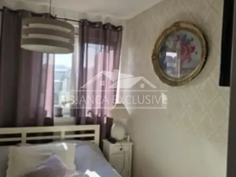 Sale, two bedroom apartment, 50m², Stari Grad, Beograd - image 11