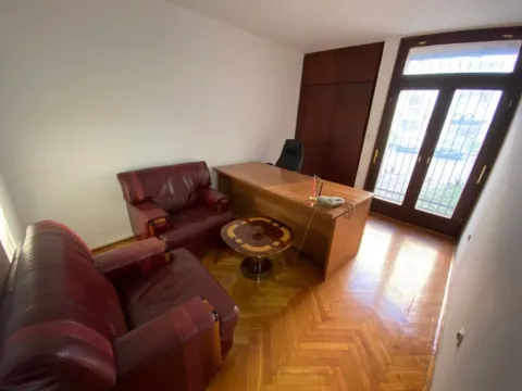 Prodaja, stan, 62m², Centar, Bar - image 6