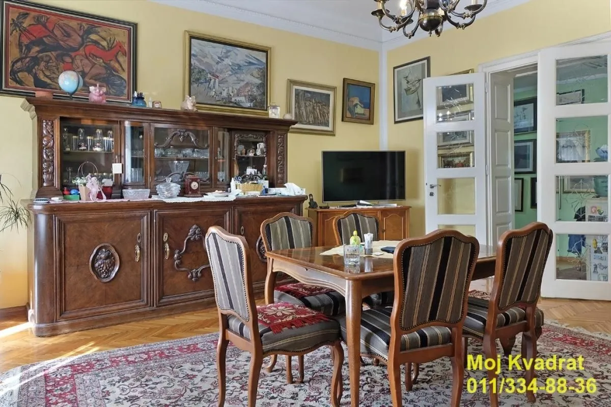 Prodaja, trosoban stan, 110m², Stari Grad, Beograd