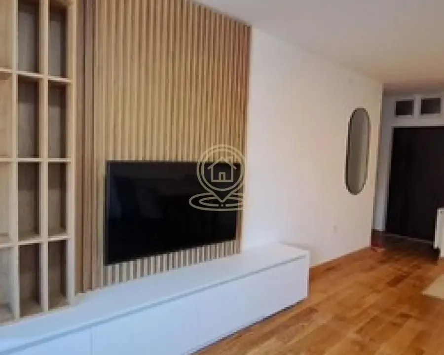 Izdavanje, dvosoban stan, 50m², Medijana, Niš