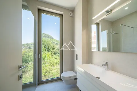 Prodaja, kuća, 286m², Centar, Tivat - image 5