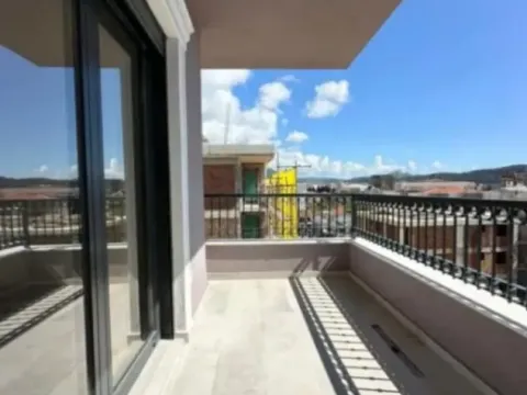 Prodaja, dvosoban stan, 69m², Šušanj, Bar - image 9