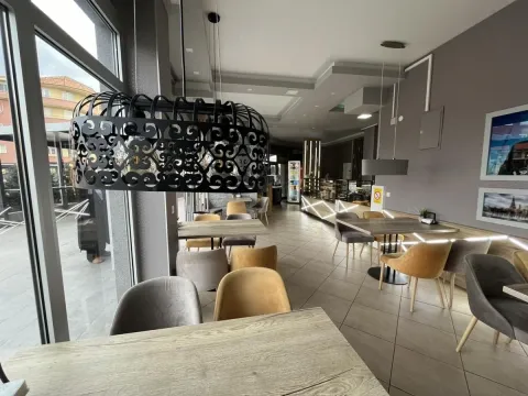 Rent, office space, 120m², Aqua park, Jagodina - image 11