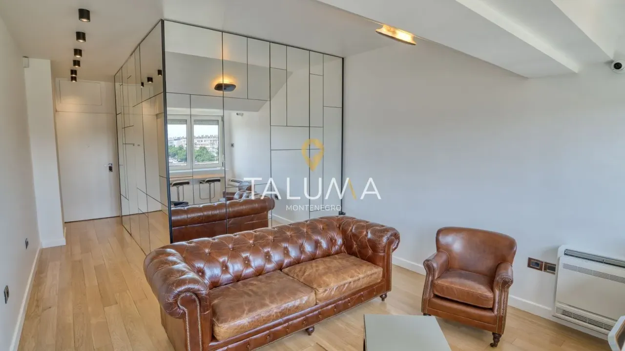 Izdavanje, dvosoban stan, 70m², Dalmatinska ulica, Podgorica