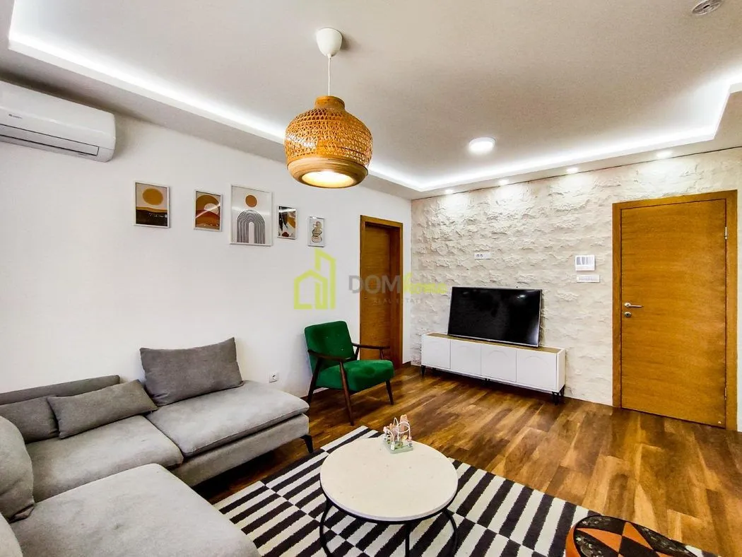 Prodaja, trosoban stan, 89m², Autobuska stanica, Podgorica