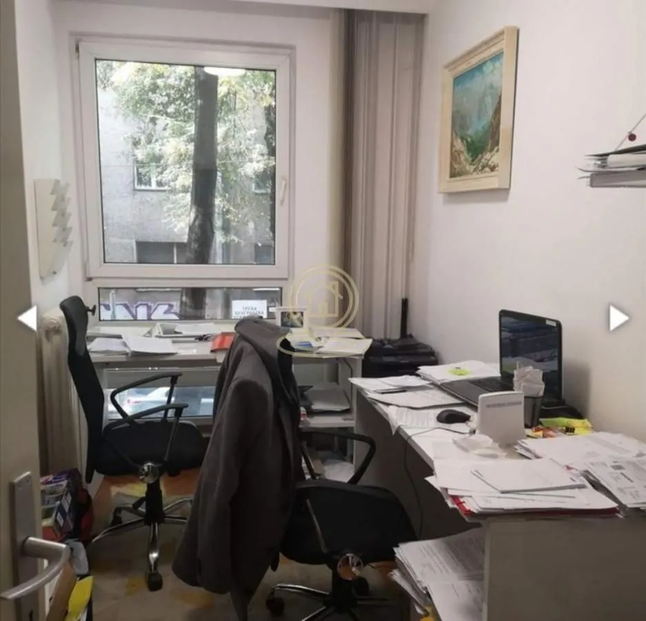 Rent, three bedroom apartment, 70m², Vračar Sve Podlokacije, Beograd