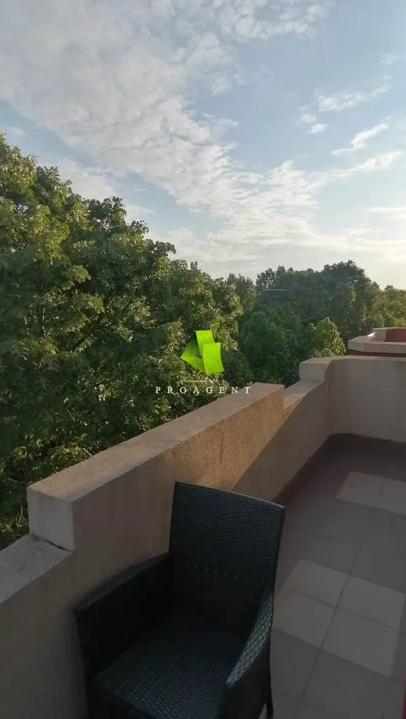 Prodaja, trosoban stan, 99m², Pantelej, Niš