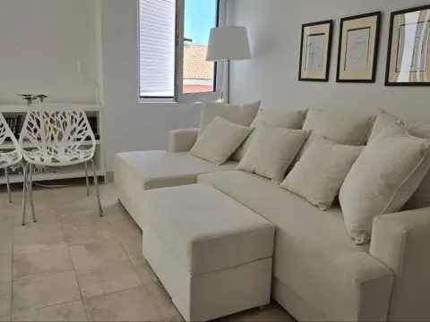 Sale, two bedroom apartment, 92m², Petrovac, Budva - image 3