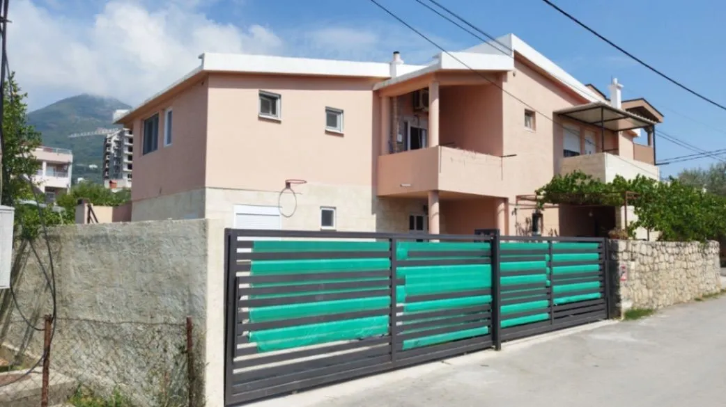 Prodaja, kuća, 220m², Bjeliši, Bar