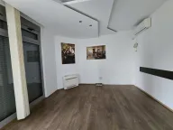 Prodaja, poslovni prostor, 192m², Centar, Podgorica - image 16