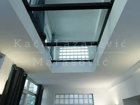 Prodaja, kuća, 204m², Stari Grad, Beograd - image 1