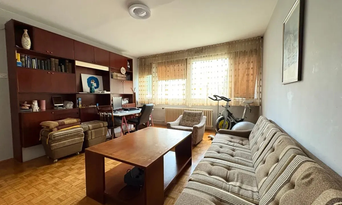 Izdavanje, dvosoban stan, 62m², Konjarnik, Voždovac Sve Podlokacije