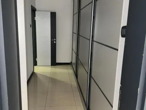 Izdavanje, poslovni prostor, 300m², Cvetkova Pijaca, Zvezdara Sve Podlokacije - image 18