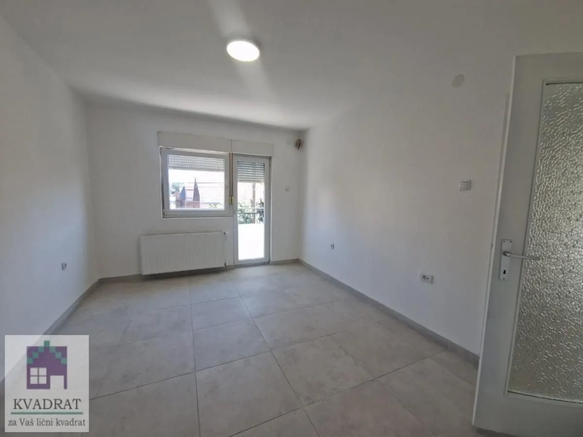 Rent, office space, 80m², Čukarica, Beograd