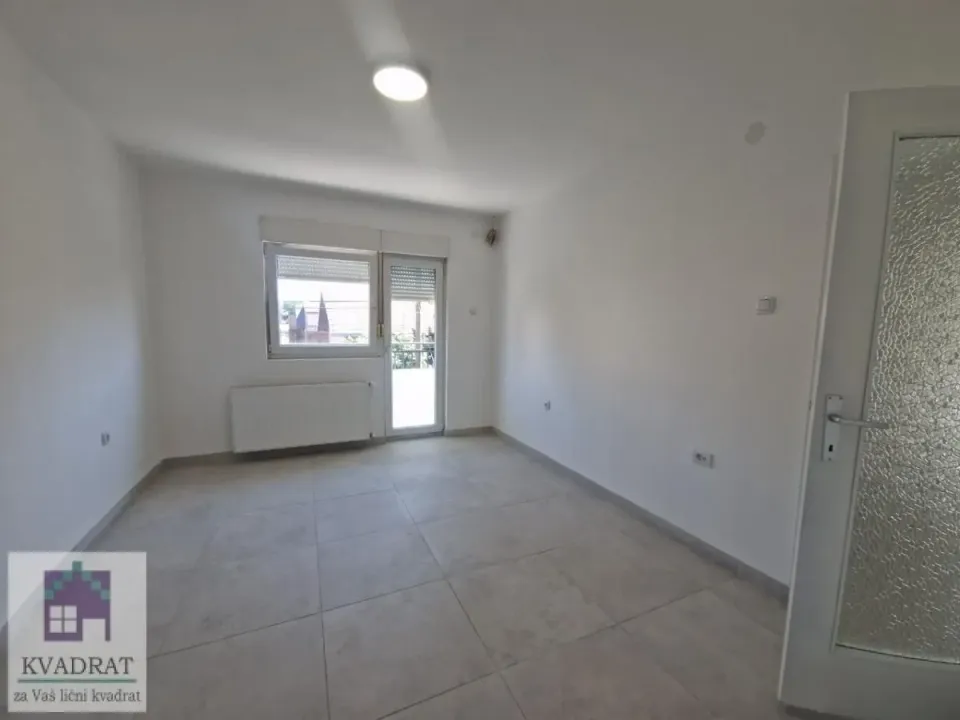 Rent, office space, 80m², Čukarica, Beograd
