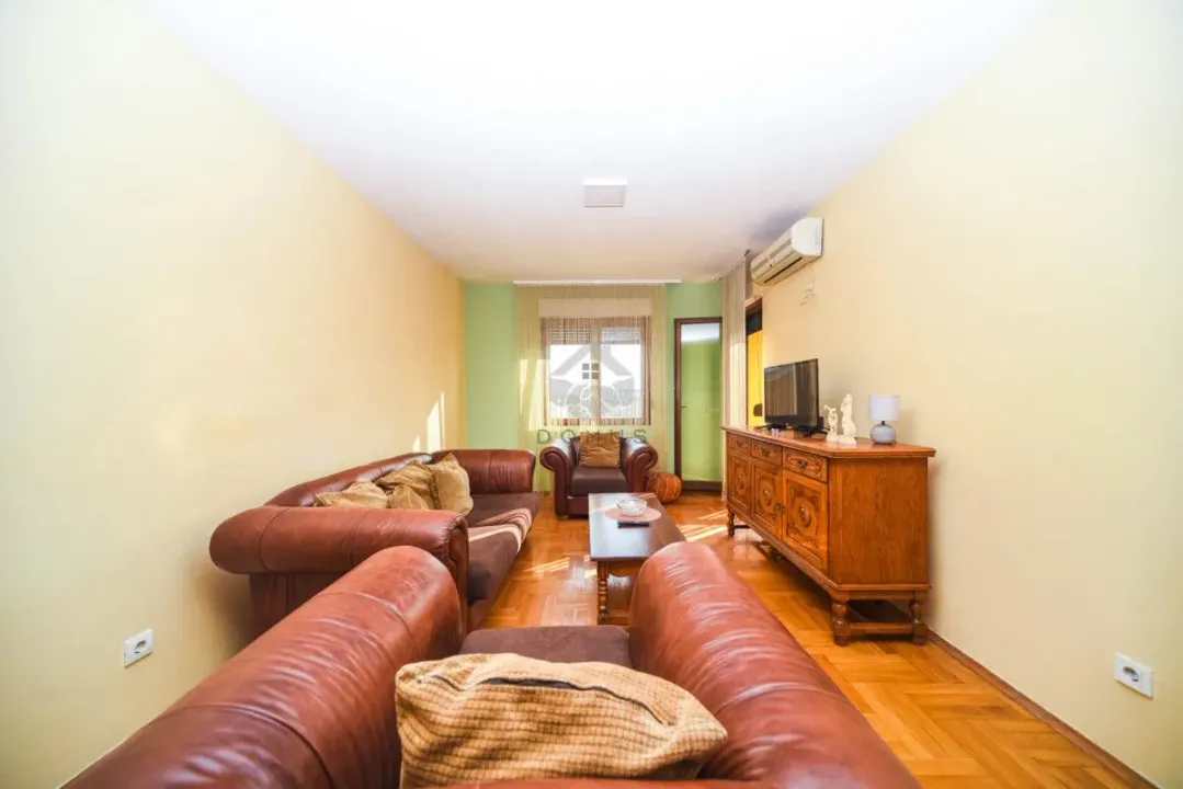 Rent, one bedroom apartment, 50m², Stari Aerodrom, Podgorica